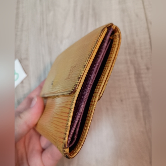 Auth Louis Vuitton Epi Porte Monnaie Billets Cartes Credit Yellow - Picture 4 of 10